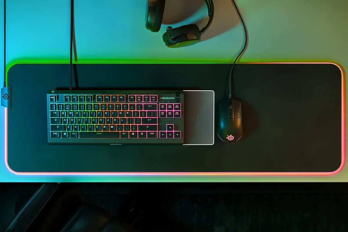 Steelseries Apex 3 TKL keyboard 64836 Photo 5