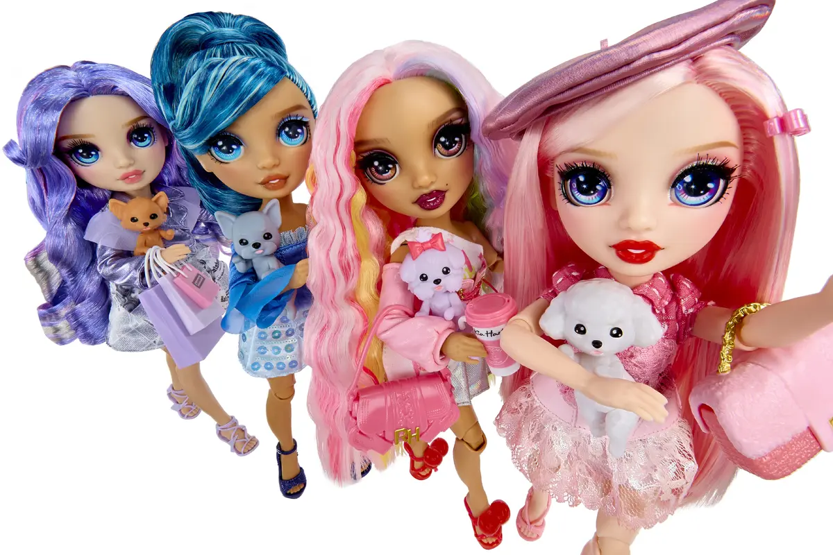 Rainbow High Pretty in Paris Fashion Kia Hart Doll MGA Photo 10