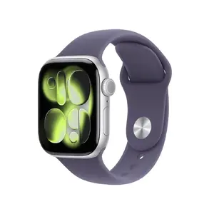Apple Watch Series 11 GPS + Cellular 42 mm, obudowa z aluminium w kolorze srebrnym z fioletowym paskiem sportowym – M/L