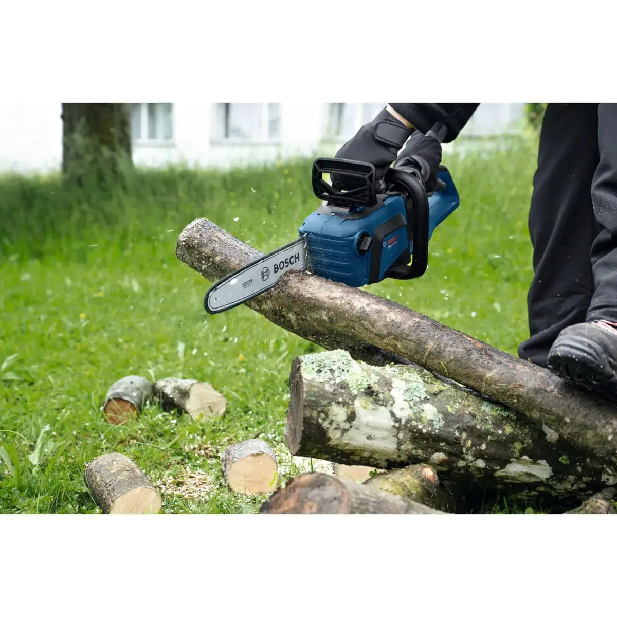 Bosch GKE18V-30 akumulatora ķēdes zāģis Photo 4