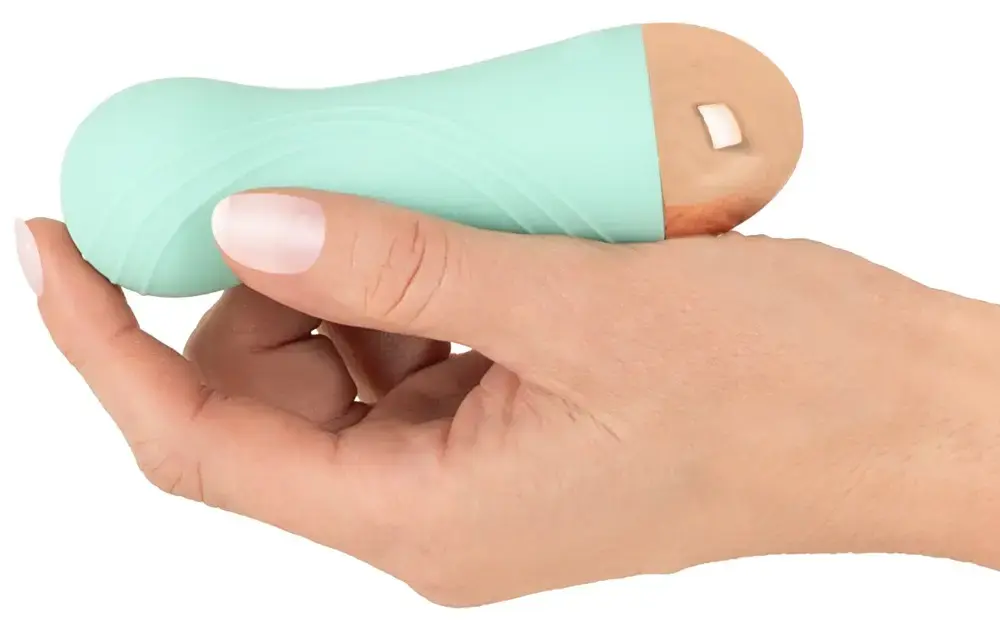 Cuties Soft Green Mini Vibrator Photo 5