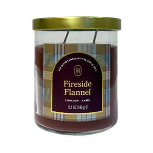 Threshold Ароматическая свеча Fireside Flannel из соевого воска с нотами корицы и янтаря