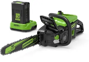 Аккумуляторная цепная пила Greenworks 60V GD60CS40K4 шина 40 см с аккумулятором 4 Ач и зарядным устройством
