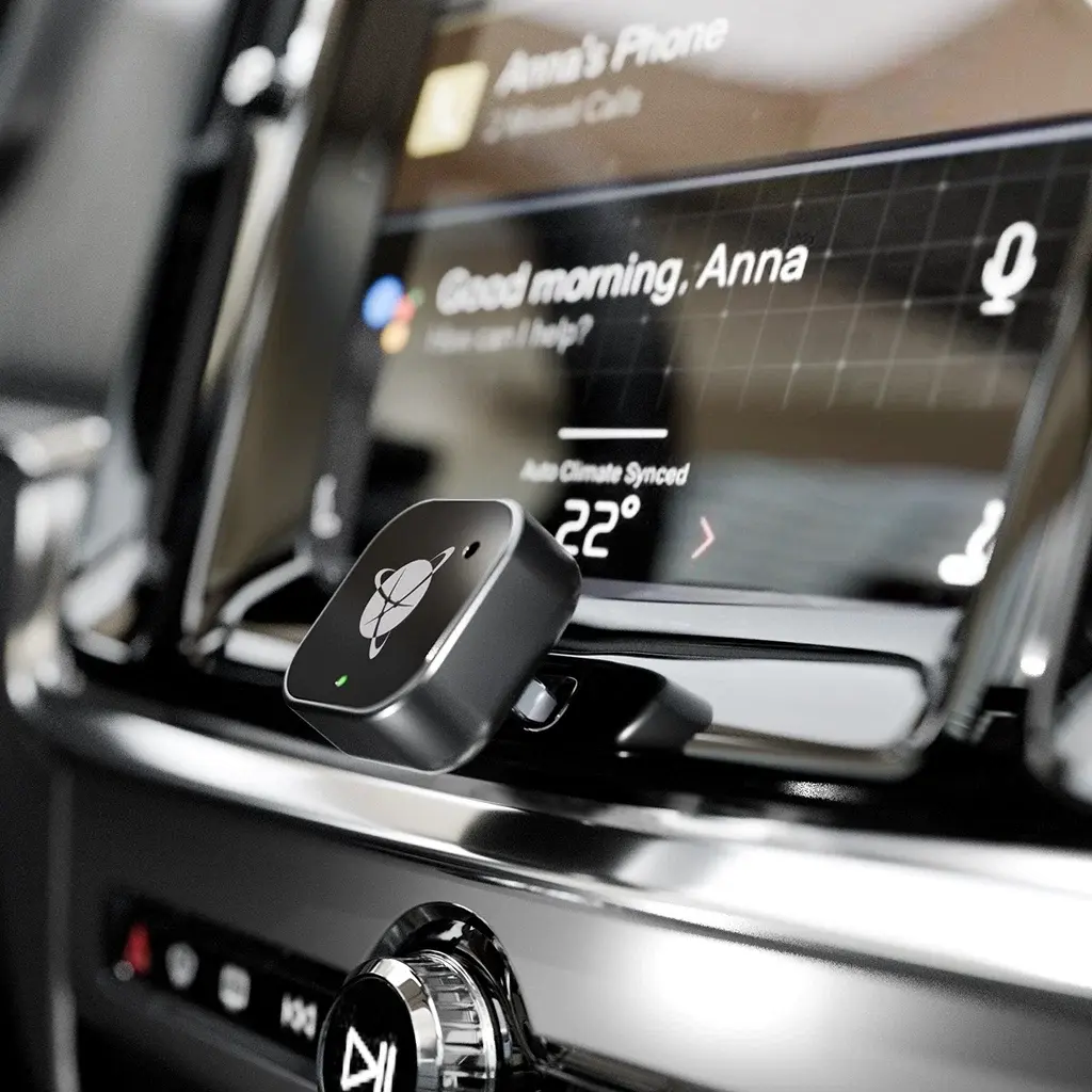 Navitel CPA5 Wireless CarPlay & Android Auto Adapter Photo 6