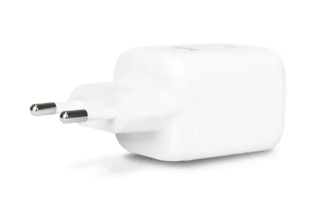 DICOTA 100W GaN Charger D32186 Photo 5