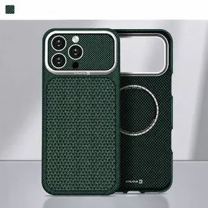 Evelatus Apple iPhone 17 Pro Max Carbon Premium Edition MagSafe case Green