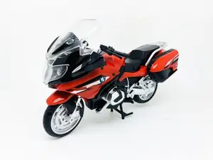 Pulio BMW R1250 RT Motocikls MSZ Sarkans 1/12 Mērogā