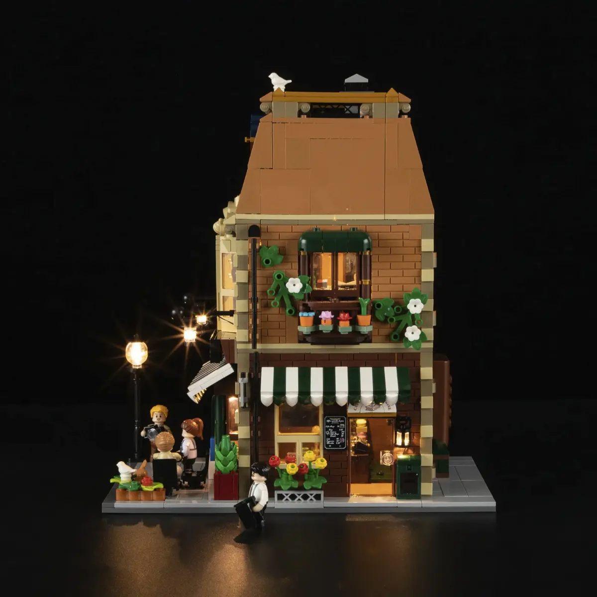 Конструктор Lumibricks F9031 Книжный магазин и кафе Photo 3