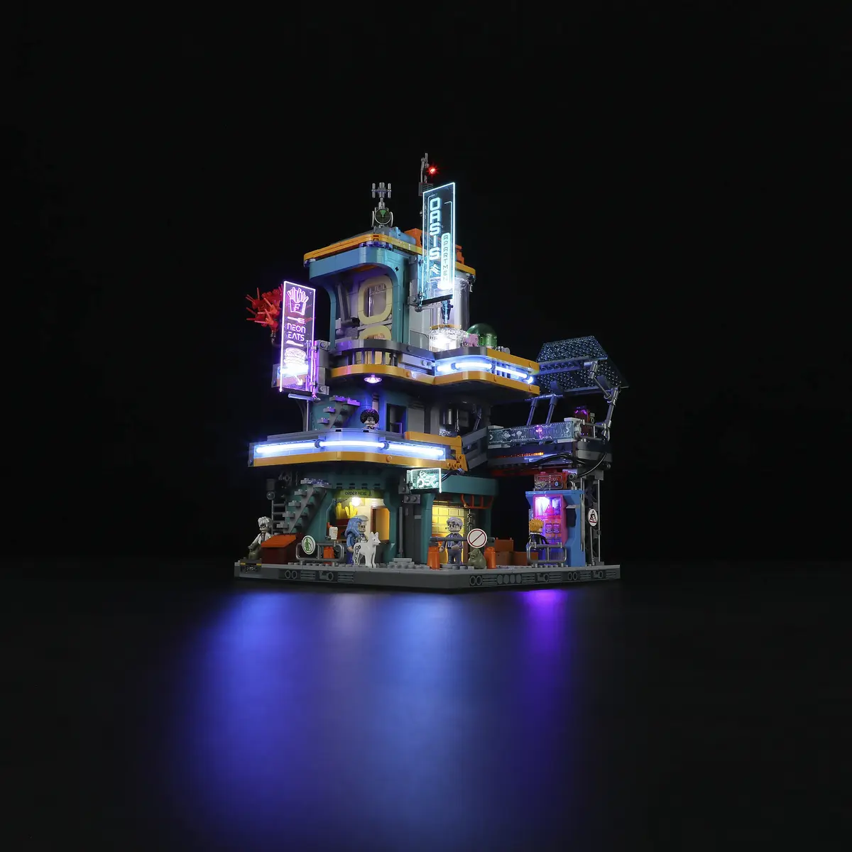 Конструктор Lumibricks Cyberpunk Neoncity Apartment Photo 5