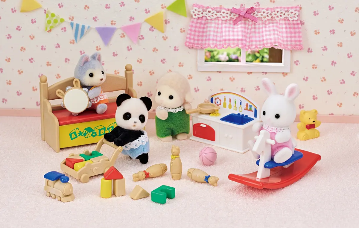 Epoch Sylvanian Families 5709 Toy Figure Set Photo 8