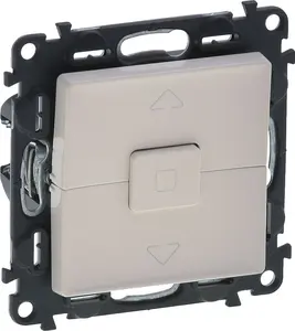 Legrand VALENA LIFE Blind Switch Cream 752229