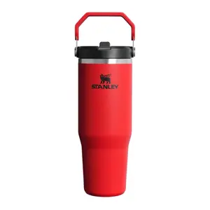 Termokrūze ar salmiņu STANLEY The IceFlow Flip Straw 2.0 Tumbler 0.89L tumši sarkana ar dubultsienu vakuuma izolāciju