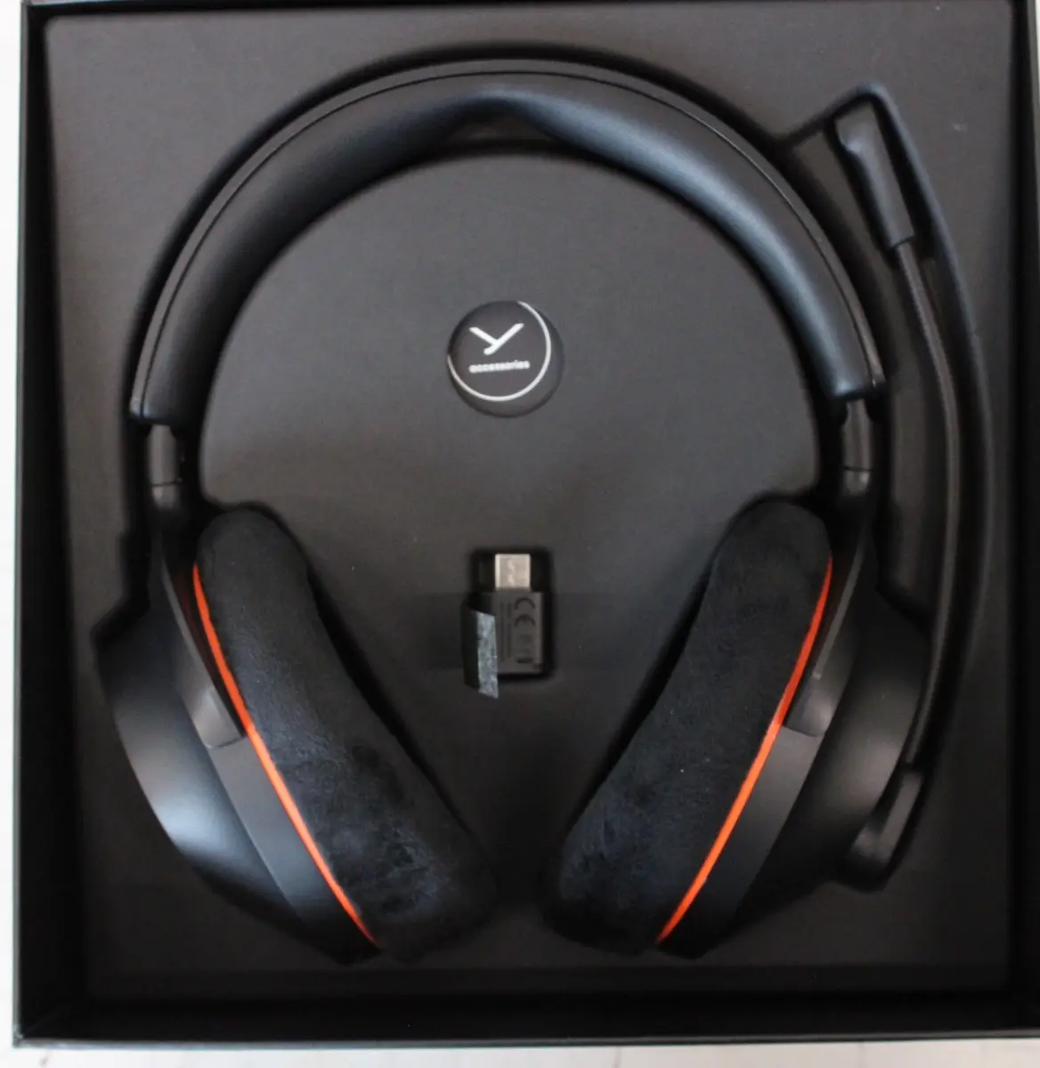 Beyerdynamic MMX 230 Wireless Bluetooth Headphones Photo 2