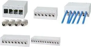 LogiLink Desktop Patch Panel Kat.6A, 4 Port, lichtgrau (RAL7035), 4 x RJ45 Ports, geschirmt, schraubloses Stahl - 1 Stück (NK4090)