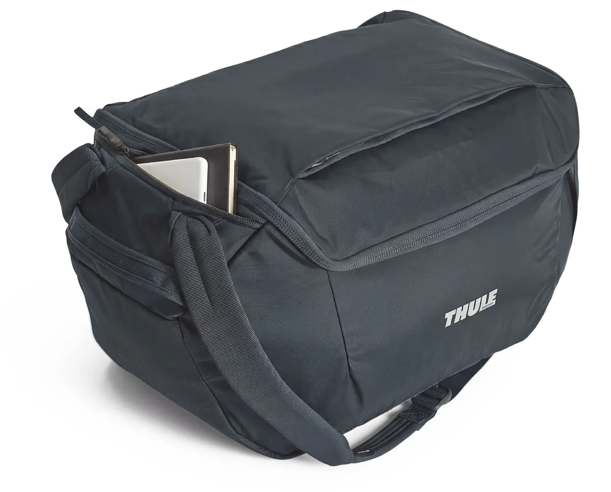 Thule EnRoute 40L Duffel Darkest Blue Photo 9