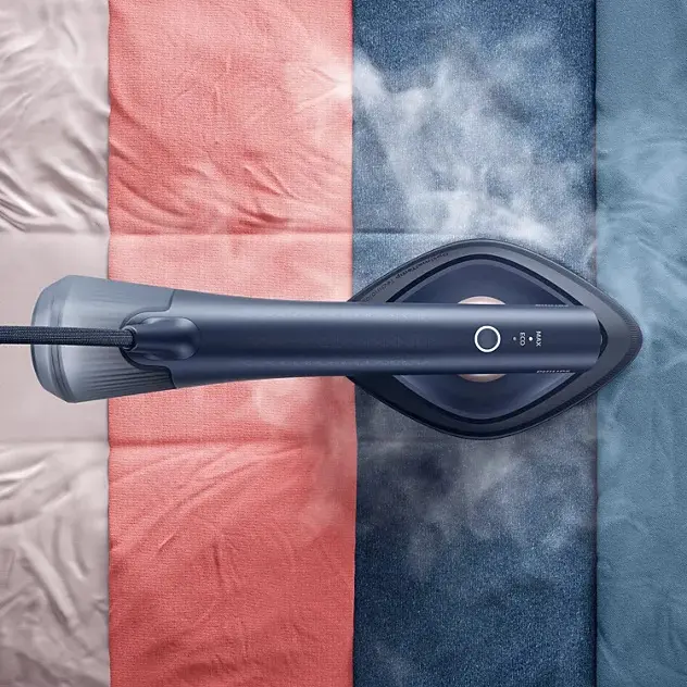 Philips GC215/20 Steam Iron Photo 10