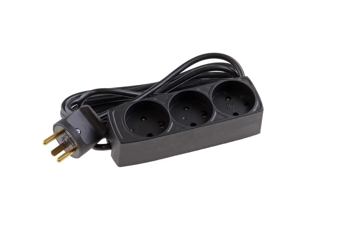 MicroConnect Danish Power Strip MC-GRU05015-IS Photo 3