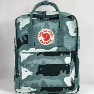 Fjallraven Kanken Plecak miejski Graphics - nimbus blue/hidden animals (695507)
