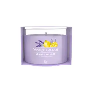 Ароматическая свеча Yankee Candle Lemon Lavender с нотами эвкалипта фруктов лимона мандарина апельсина и ванили 1 штука