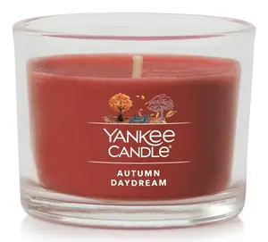 Восковая свеча Yankee Candle Autumn Daydream цилиндрическая красная