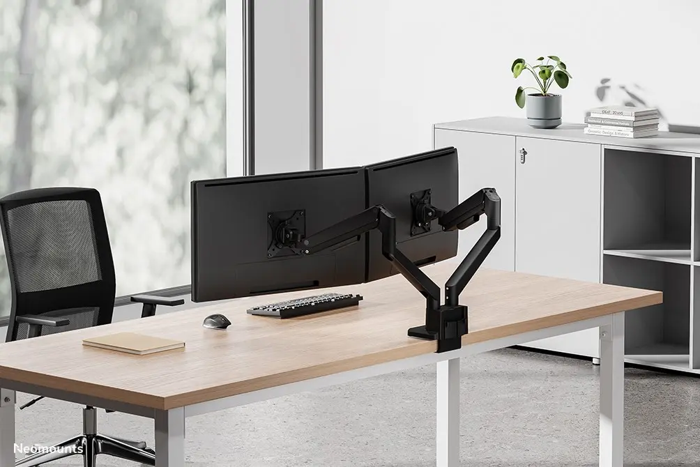 NewStar DS70-250BL2 Dual Monitor Arm Photo 15