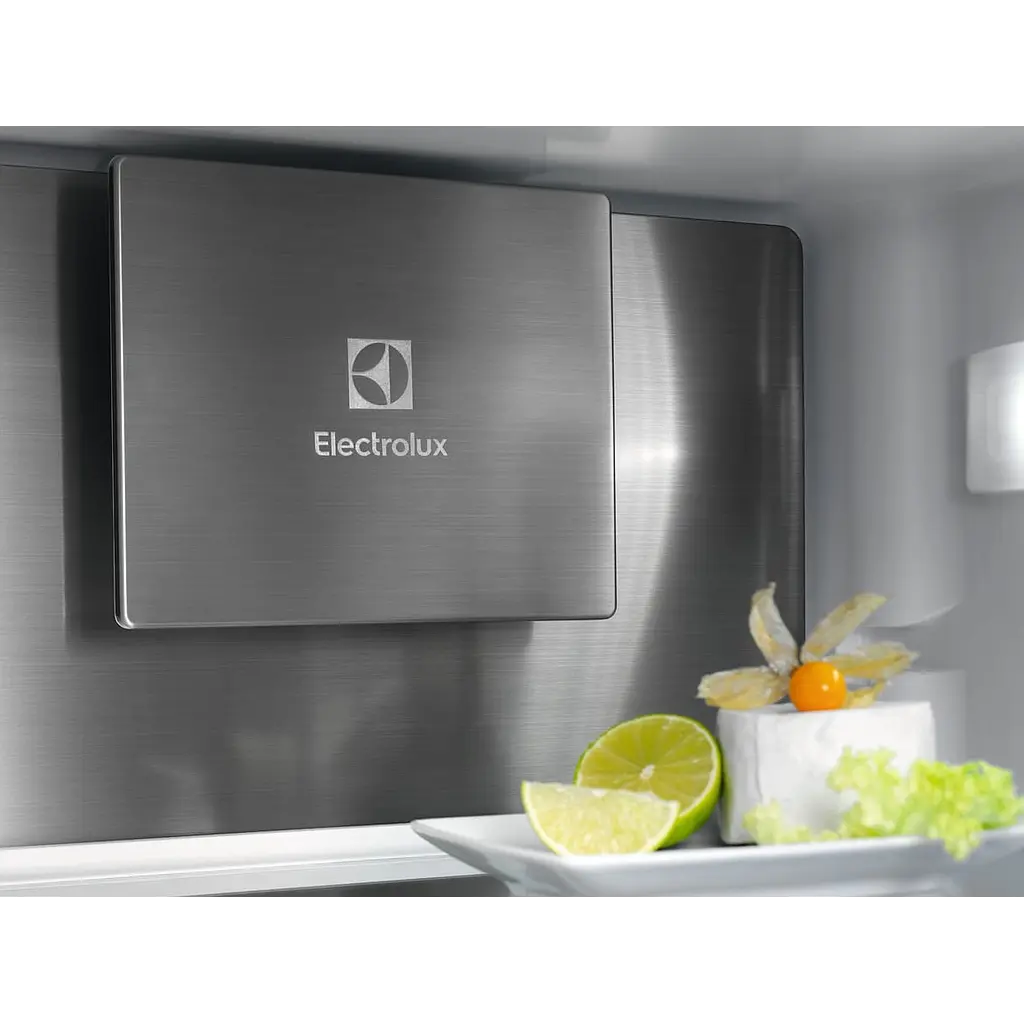 Встраиваемый холодильник Electrolux E7MNAE19S Photo 4