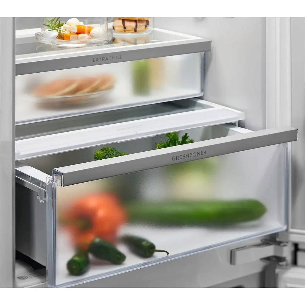 Встраиваемый холодильник Electrolux E7MNAE19S Photo 8