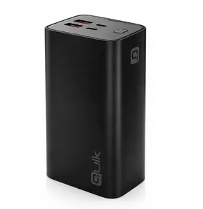 Портативный аккумулятор Quik QP-850 емкостью 30000 мАч с быстрой зарядкой 22.5 Вт, PD 20 Вт, разъемами Type-C, USB-A и LED-дисплеем