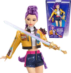 Mattel KPop Demon Hunters HUNTR/X Rumi modes lelle ar noņemamu apģērbu un tematiskajiem aksesuāriem bērniem no 4 gadu vecuma
