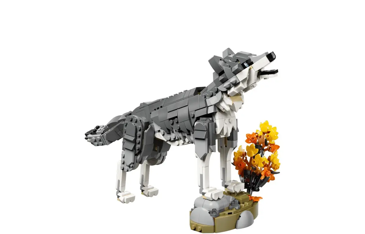 LEGO Creator 3 in 1 Forest Animals: Gray Wolf 31393 Photo 3
