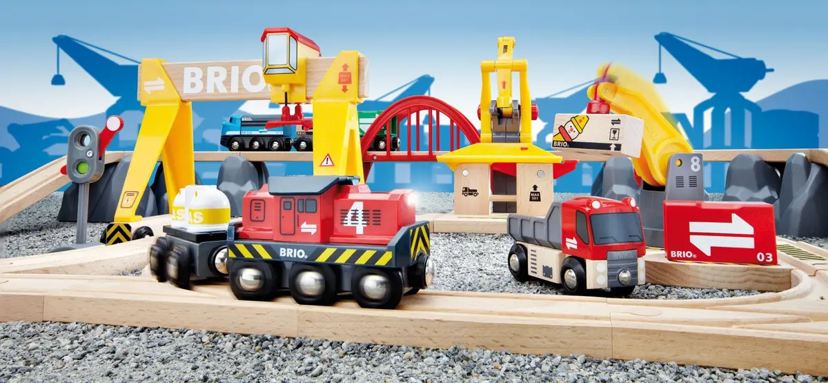 BRITA Lift and Load Train Toy Photo 9