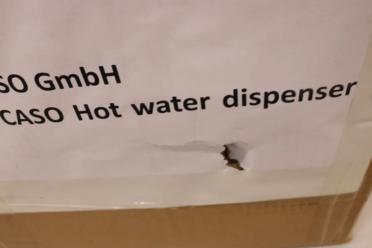 Caso 01899 Hot Water Dispenser NOT ORIGINAL PACKAGING, SCRATCHED, DEMO | SALE OUT. | Caso NOT ORIGINAL PACKAGING, SCRATCHED, MISSING MANUAL Photo 2
