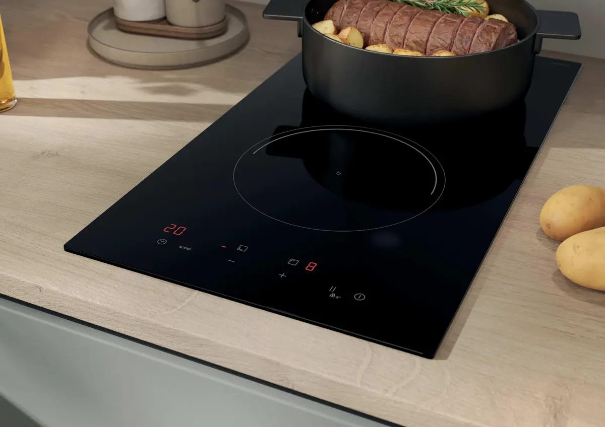 Candy Idea CI32CBB Induction Hob Photo 4