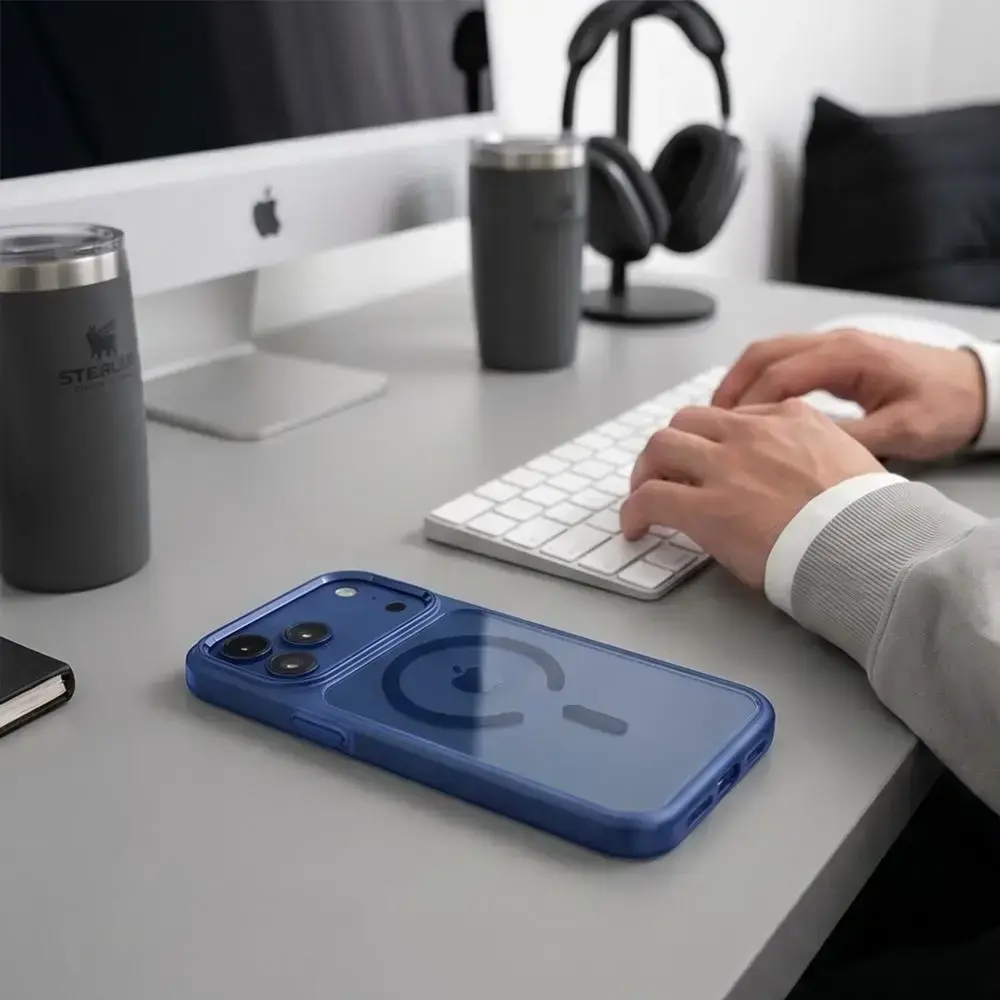 Tech-Protect MagMat MagSafe CC iPhone 17 Pro / 18 Pro Case Photo 5