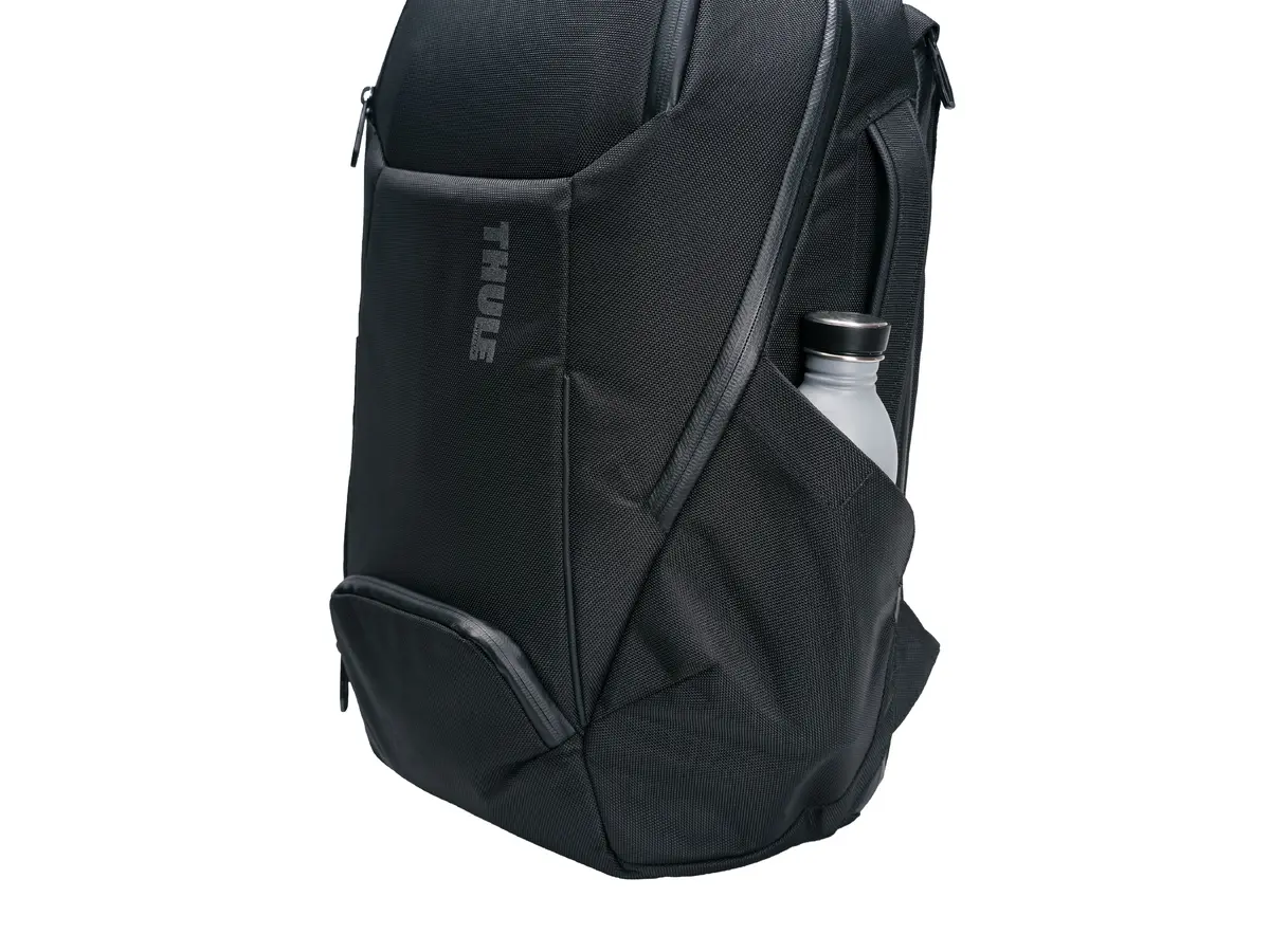 Thule Accent 26L Black Edition Backpack Photo 20