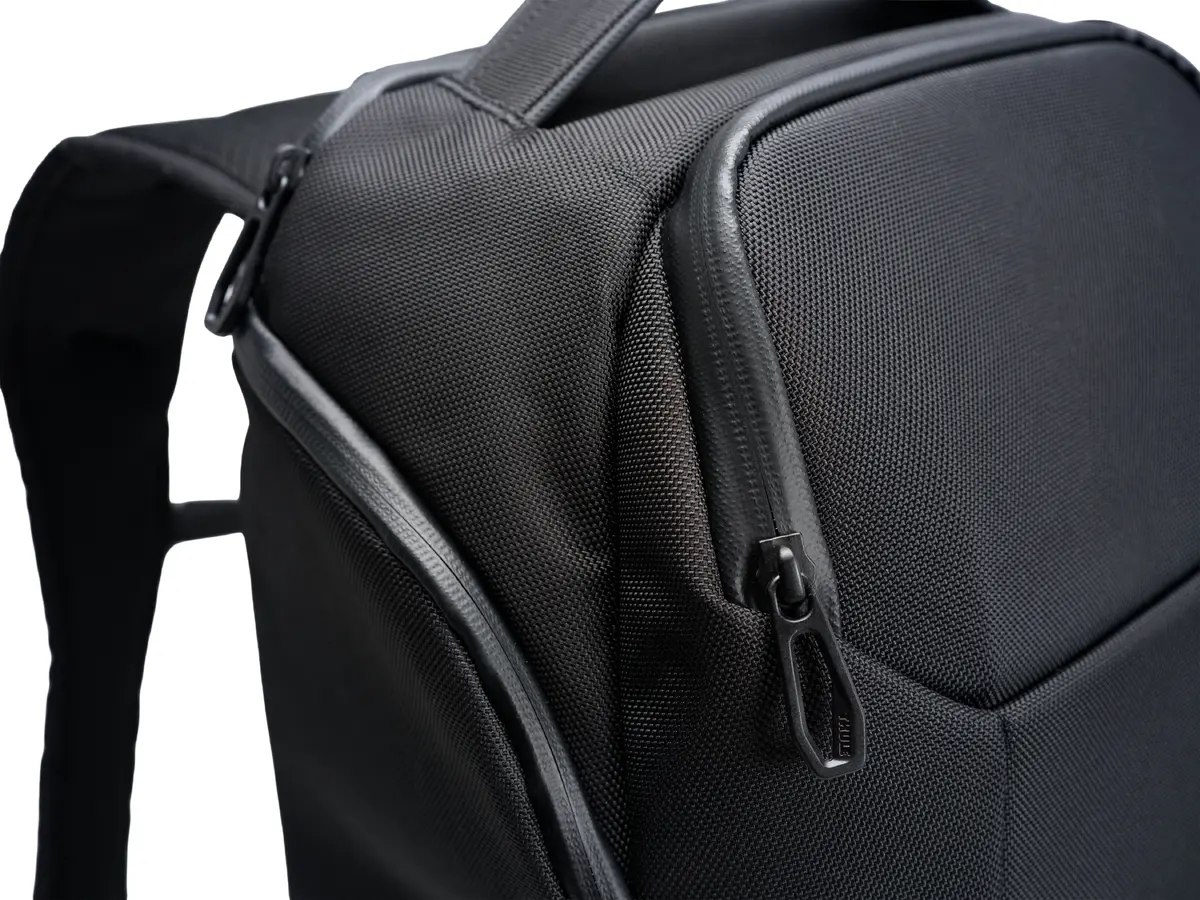 Thule Accent 26L Black Edition Backpack Photo 21