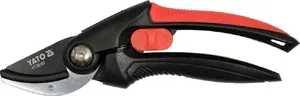 Yato YT-88182 Anvil Pruning Shears with 2 cm Cutting Capacity and Thermoplastic Rubber Handle