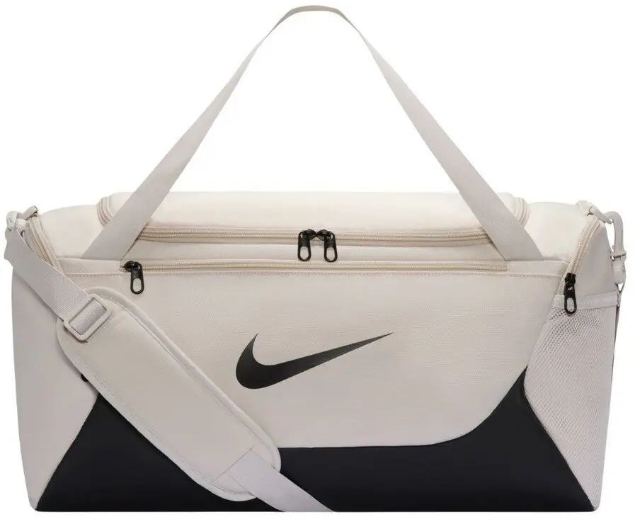 Nike Brasilia S sporta un ceļojumu