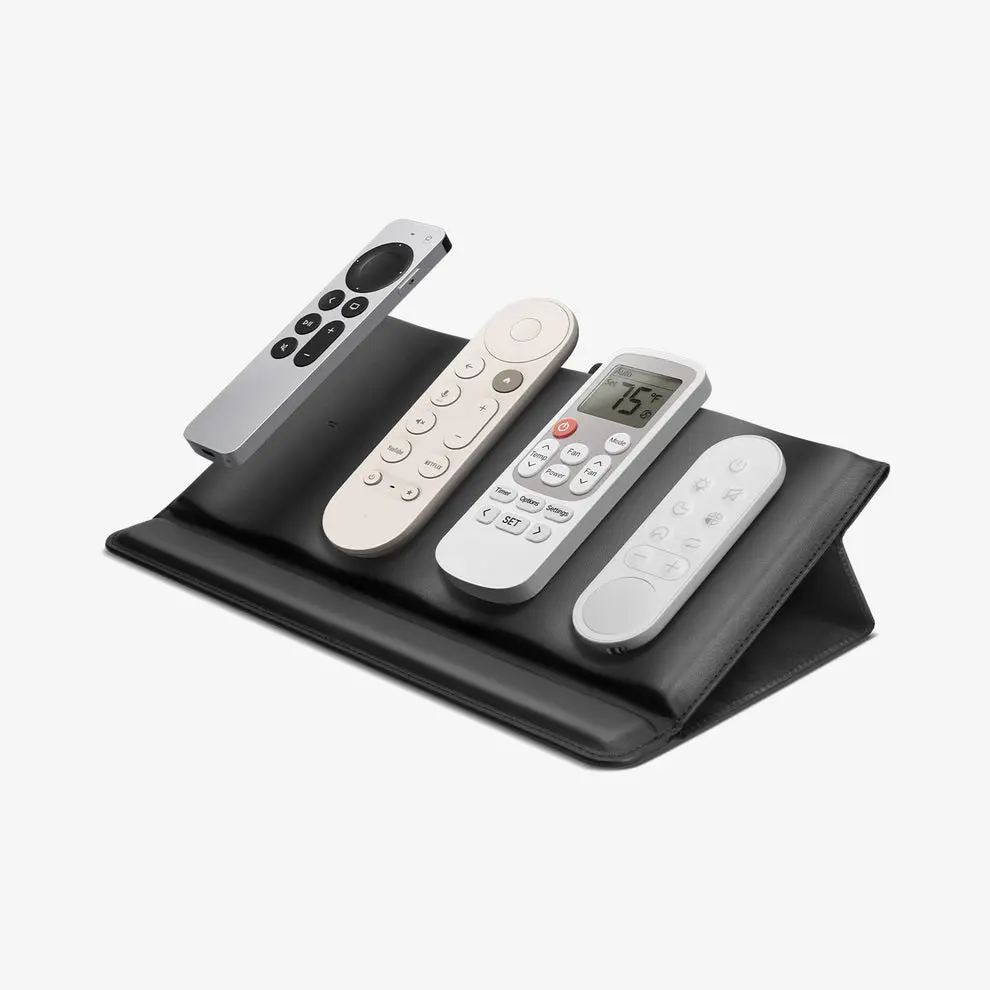 Spigen AHP09277 Remote Control Accessory Photo 4