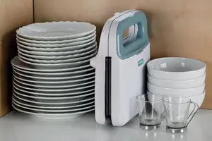 Ariete 1971 Sandwich Maker 750W White with Fixed Grill Plates Non-Stick Coating and Vertical Storage