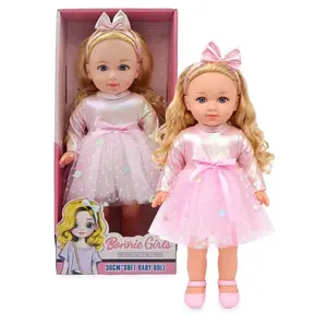 Artyk Leļle Natalia Doll 36 cm 36 cm runājoša un dziedoša