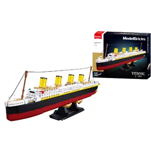 Sluban Titanic Medium 1/700 scale construction building bricks set 376 pieces