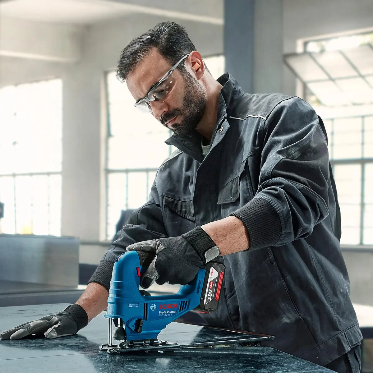 Bosch Cordless Jigsaw GST 18V-95 B 4.0 Ah Case Photo 3