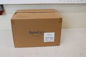 Сетевое хранилище Synology DS1821+ Tower NAS AMD Ryzen V1500B Quad Core 2.2 ГГц 4 ГБ DDR4 8 отсеков