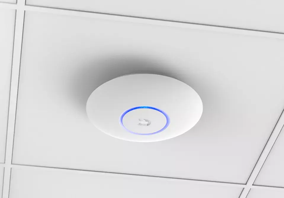 UBIQUITI UAP-AC-PRO wireless access point Photo 5