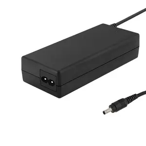 Адаптер питания QOLTEC 50072.65W, для помещений, вход 100–240В, 65 Вт, чёрный, 105×46×26 мм