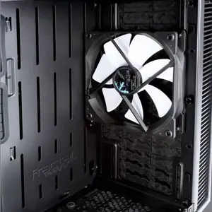 Dynamic fans included