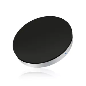 Сетевое зарядное устройство для мобильных устройств Zens ZESC05B/00 для смартфонов — чёрно‑серебристое