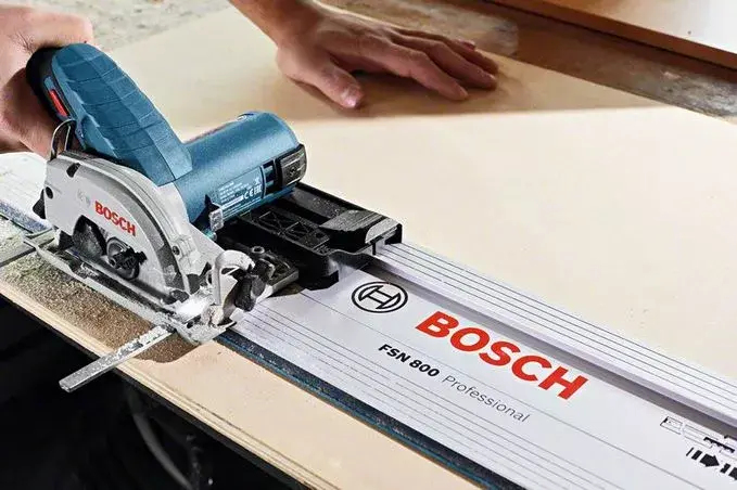 Циркулярная пила Bosch GKS 10.8 V-LI Photo 3