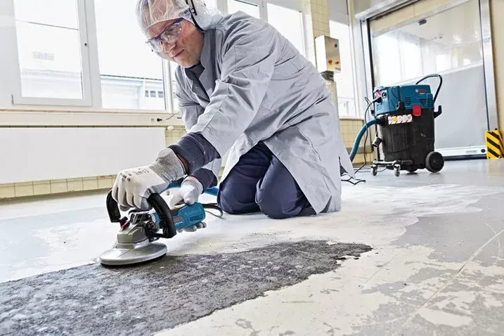 Шлифовальная машинка Bosch GBR 15 CA Photo 5